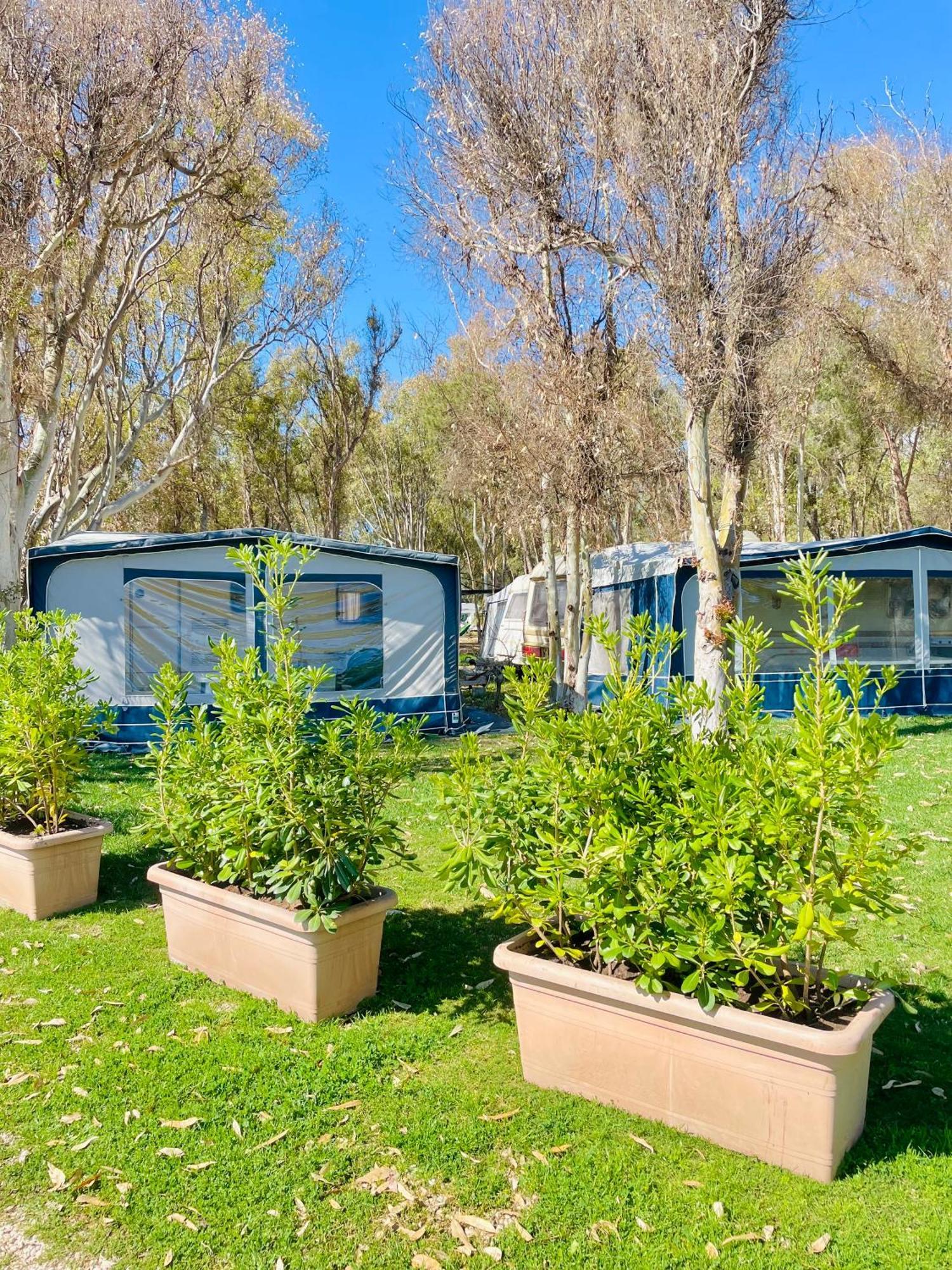 Camping Cala D'Ostia Pula Buitenkant foto