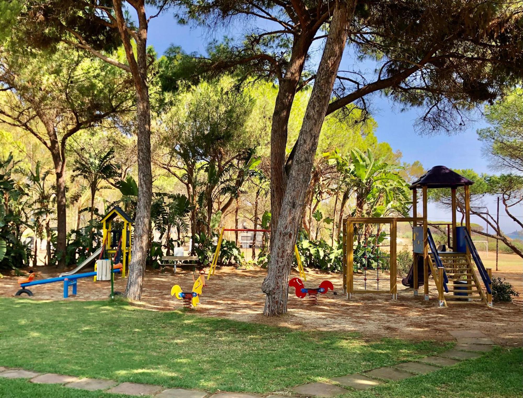 Camping Cala D'Ostia Pula Buitenkant foto