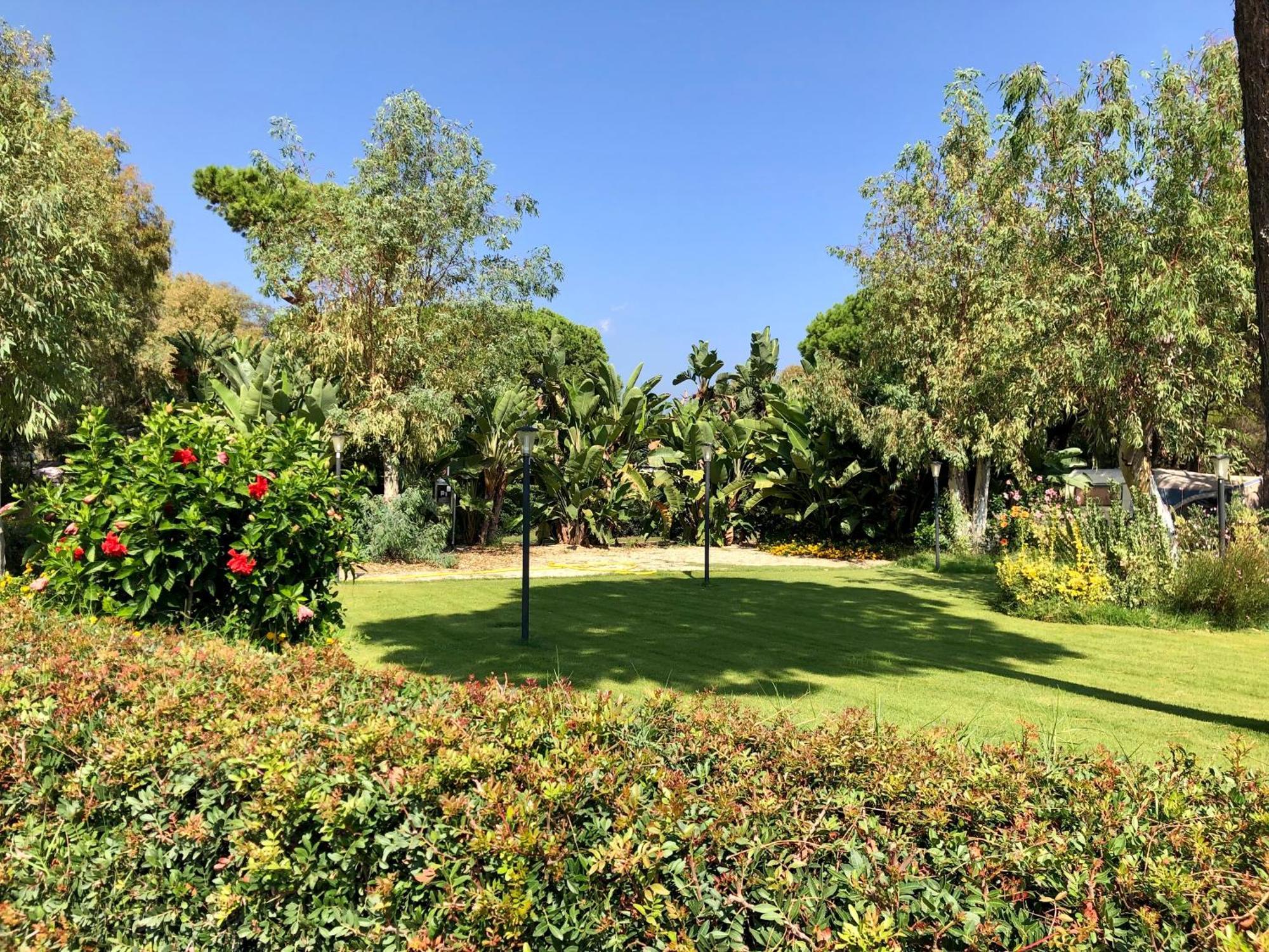 Camping Cala D'Ostia Pula Buitenkant foto
